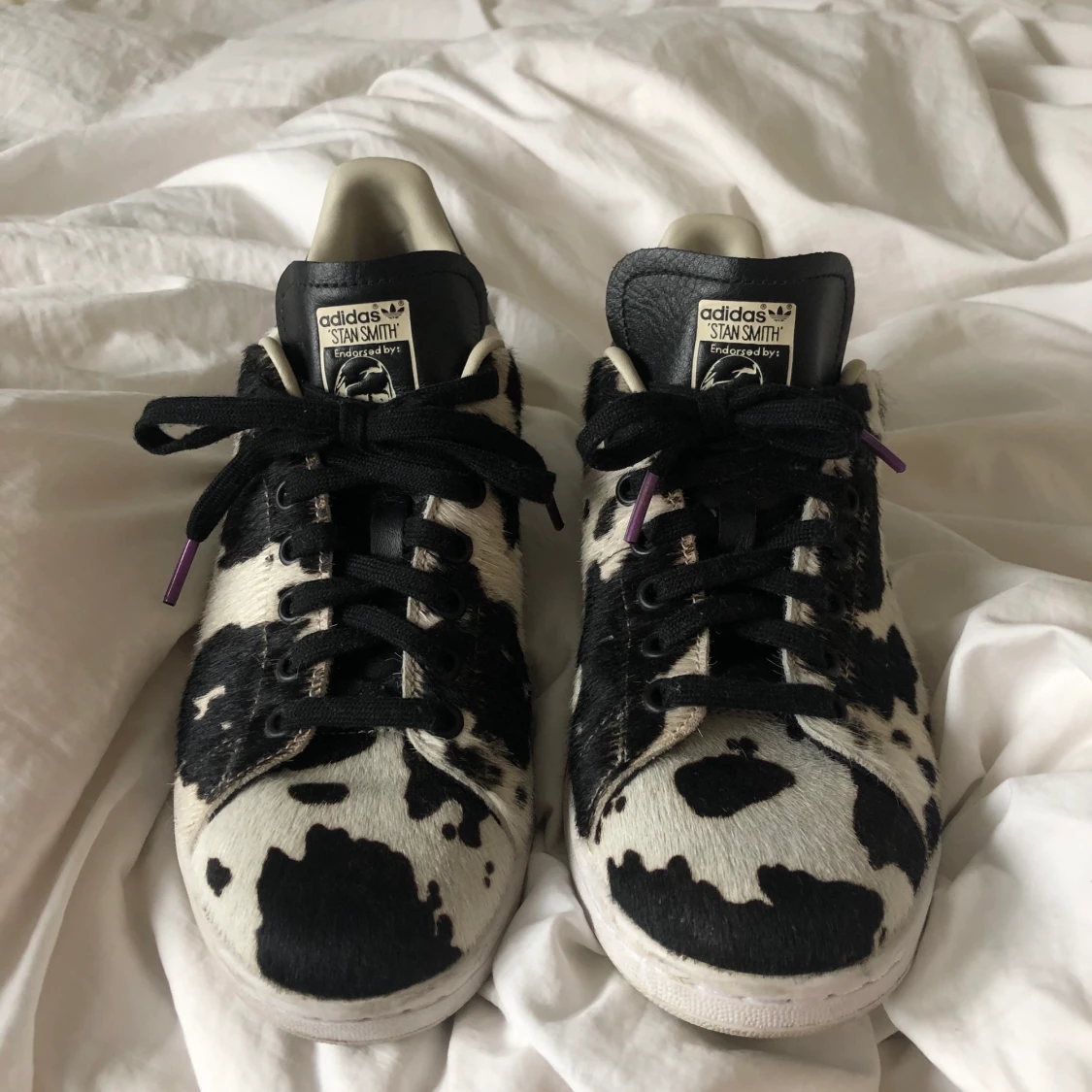 Stan Smiths i komönster - 90
