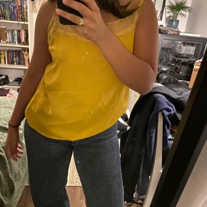 Topp från vero moda  - Storlek: medium ❤️