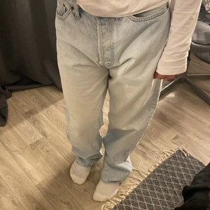 Vintage Levis 501 - Säljer dessa fina Levis jeans, 501or, storlek 30/31