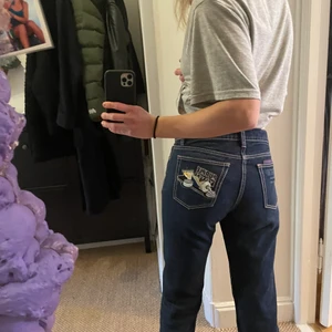 Eytys jeans - Jeans från Eytys. Storlek 28/34. Jag är 170 för referens. Bra skick. 