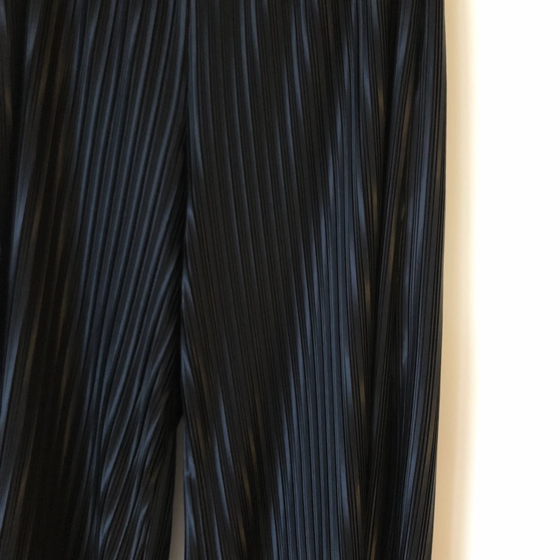 Svarta byxor från MQ i storlek M - 91