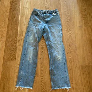 nakd jeans - Storlek 32, mom jeans stilen! Nyskick!