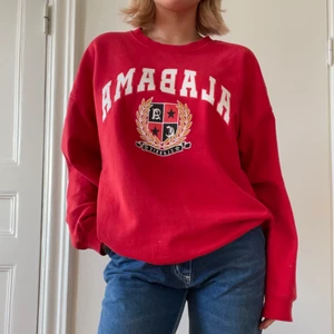 Sweatshirt från Boohoo  - Använd men i fint skick! Storlek L, oversized🙏🏻