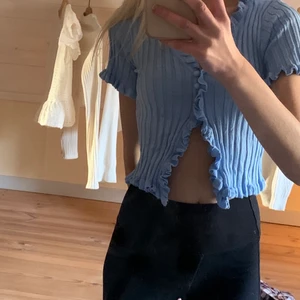 Söt topp shein - Superfin blå topp! Oanvänd, perfekt inför sommaren. Säljer för 50kr + frakt💕