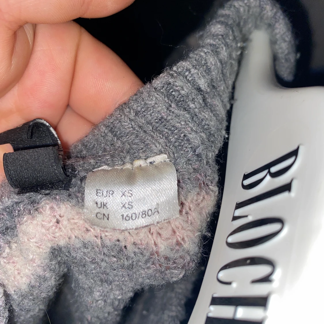 Vit grå stickad tröja! - 91