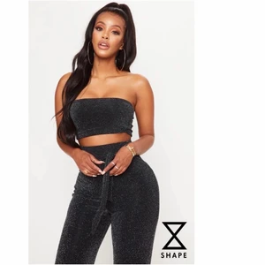 Glittrigt set  - Storlek uk 6 (passar storlek XS och S)                   Aldrig använd!