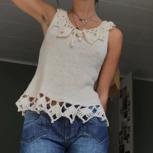 ❤️ - Så så så fin men använder aldrig 😞från SussiLi, står xs men hade nog passat s med 