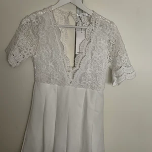 skjortklänning - Snygg skjortklänning aldrig använd 