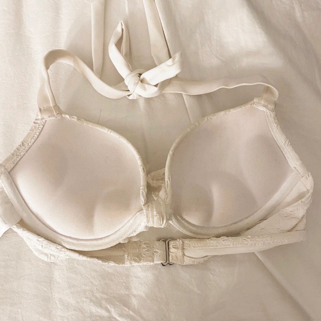 Vit bikini med push-up - 90