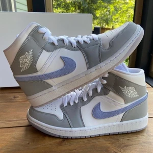 Jordan 1 Mid Wolf Grey  - Brand new never tried with receipt and original box. No damage at all really nice colour sold out everywhere and a really good size 