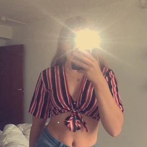 Crop top - Lovely top