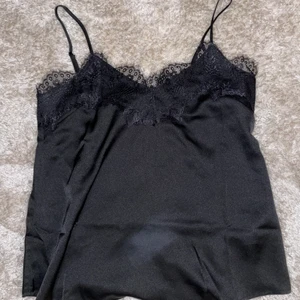 Satin topp - Satin topp från Madlady storlek M 🥰