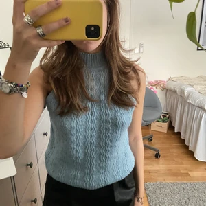 Linne - Ett jättesnyggt linne som är polo från mango! Använt en gång💕