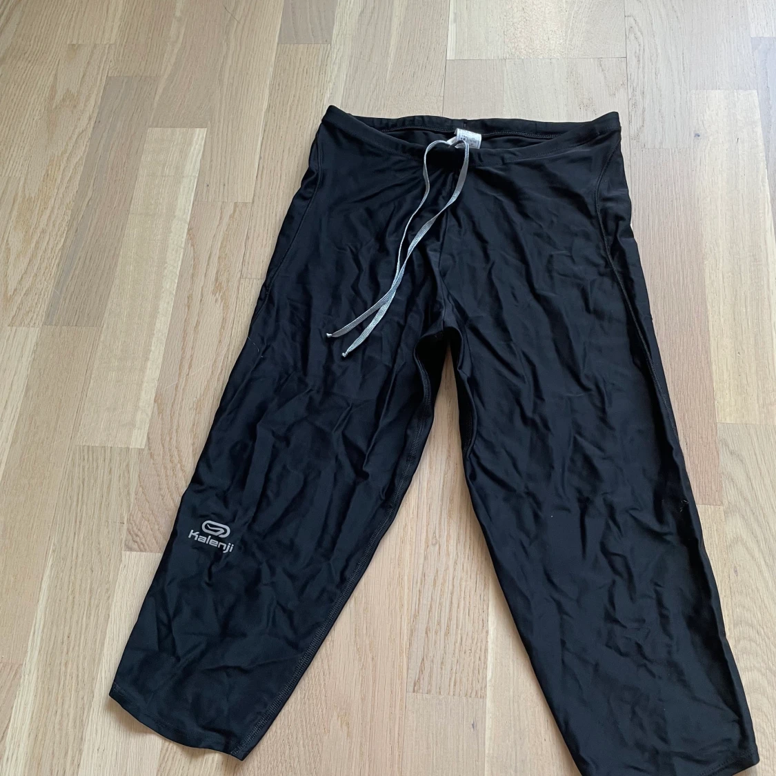 Knälånga träningstights