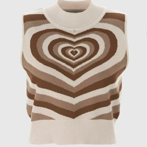 Heart weve vest - HEJ!! Tänkte sälja min Heart wave vest från Shop Cider (finns inte längre på hemsidan) Skriv till mig ifall ni är intresserade att köpa :) 