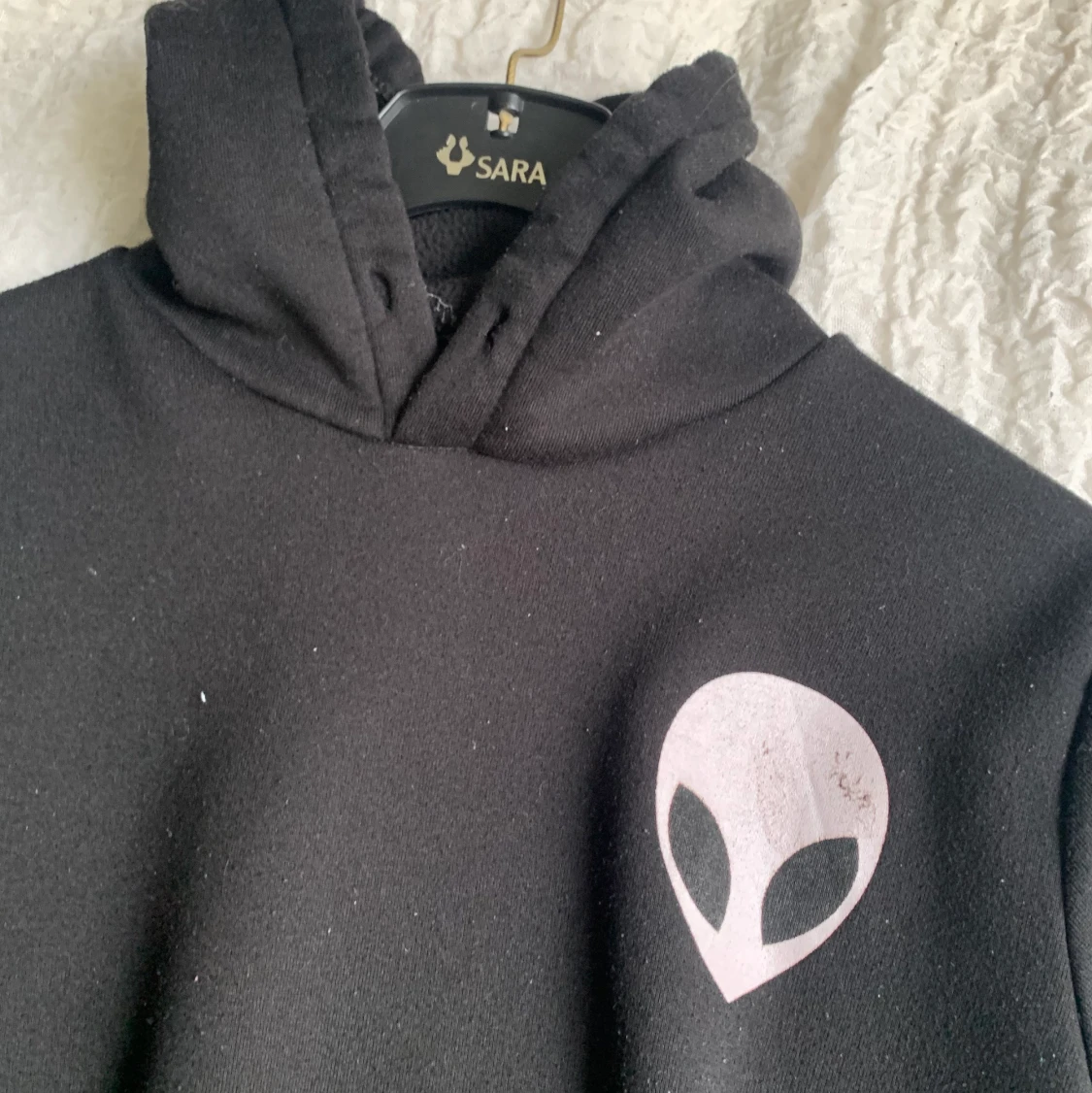 Svart alien hoodie  - 91