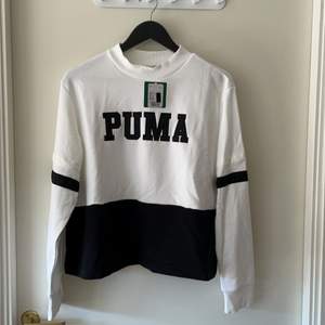 Sweatshirt från Puma. Box-modell 