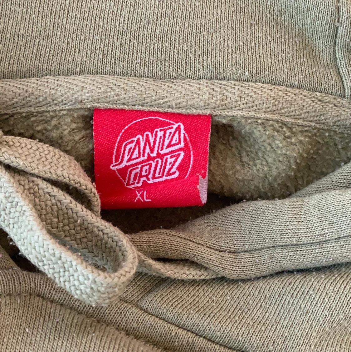 Santa cruz hoodie  - 91
