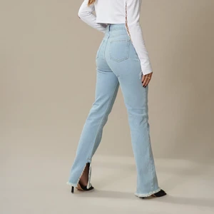 Jeans från Hanna Schönberg X NAKD - Jeans från Hanna Schönberg X NAKD, bara skriv a om du har några frågor eller vill ha bilder!