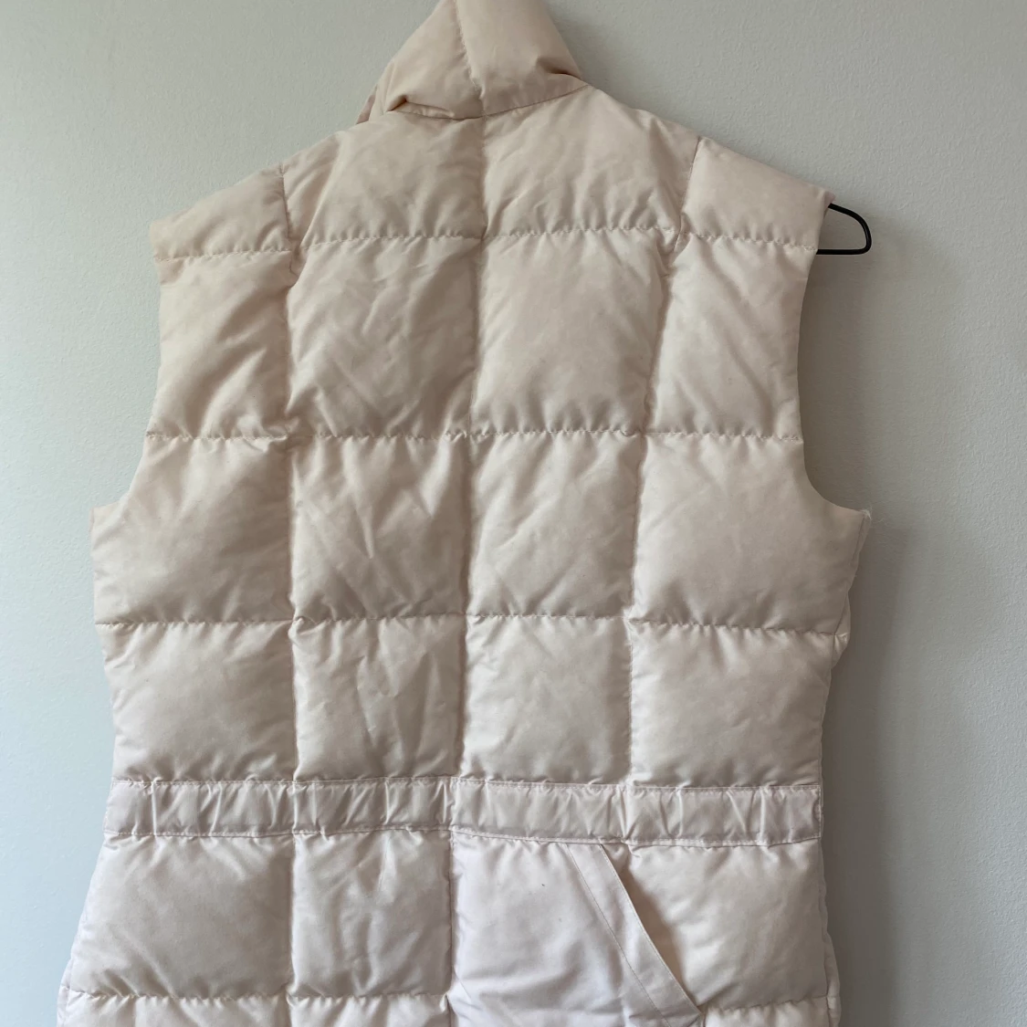 Vit retro väst - 91