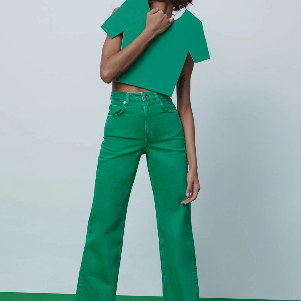 Zara jeans gröna - Zara | Plick Second Hand