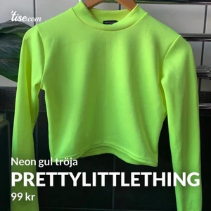 Neon gul tröja  - Säljer denna snygga neon gula tröjan från Prettylittlething storlek M. Passar även S, eftersom jag både har S/M i kläder. Använd fåtal gånger! Färgen på denna är verkligen så snygg, speciellt snygg till sommaren när man har fått färg 💕 vid frågor kontakta mig