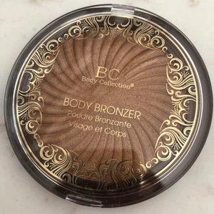Body bronzer  - Jättefin body bronzer som aldrig kommit till användning, oöppnad! 