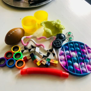 Fidget toy - Säljer Fidget toy. Allt är i bra skick😀