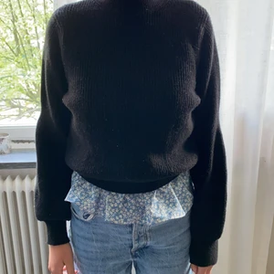 Tjocktröja  - En fin polotröja ifrån zara, fint skick! 