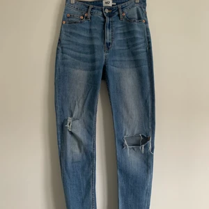 Jeans Lager 157 strl s - Ett par skinny jeans från lager 157 modellen ”sky”              