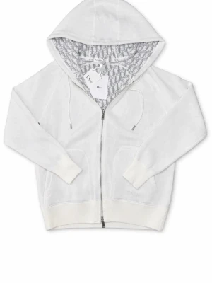 Zip upp tröja - För mer frågor skriv pv 