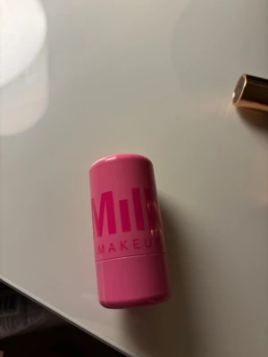 Milk blush - Milk blush