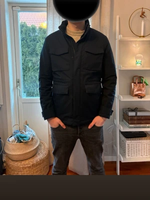 J.lindberg field jacket - Riktigt bra skick. Äkta. Pris kan diskuteras inga skador eller skavanker 