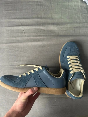 Maison margiela  - 1o 1, vid kvitto för resell så kan jag inte gå ner i pris. 