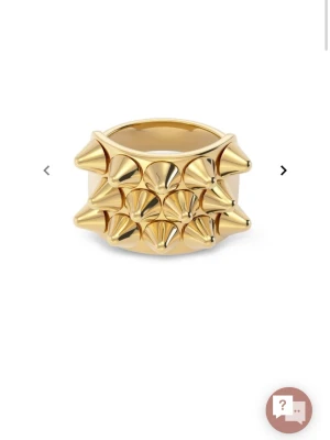 Guldig ring  - Säljer min fina Edblad ring❤️❤️