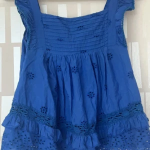 Mango blus - säljer min blåa mango blus!