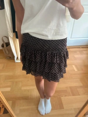 Zara kjol - Super fin Zara kjol, knappt använd. Passar xs-s🧡