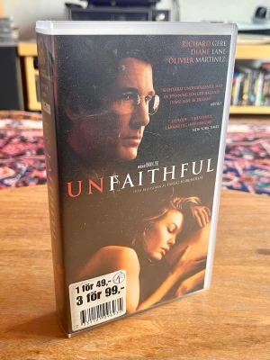 Oöppnad VHS Unfaithful - Obrutet ex av ”Unfaithful”. Som ny. Erbjuder 20% rabatt vid köp av 2 varor 