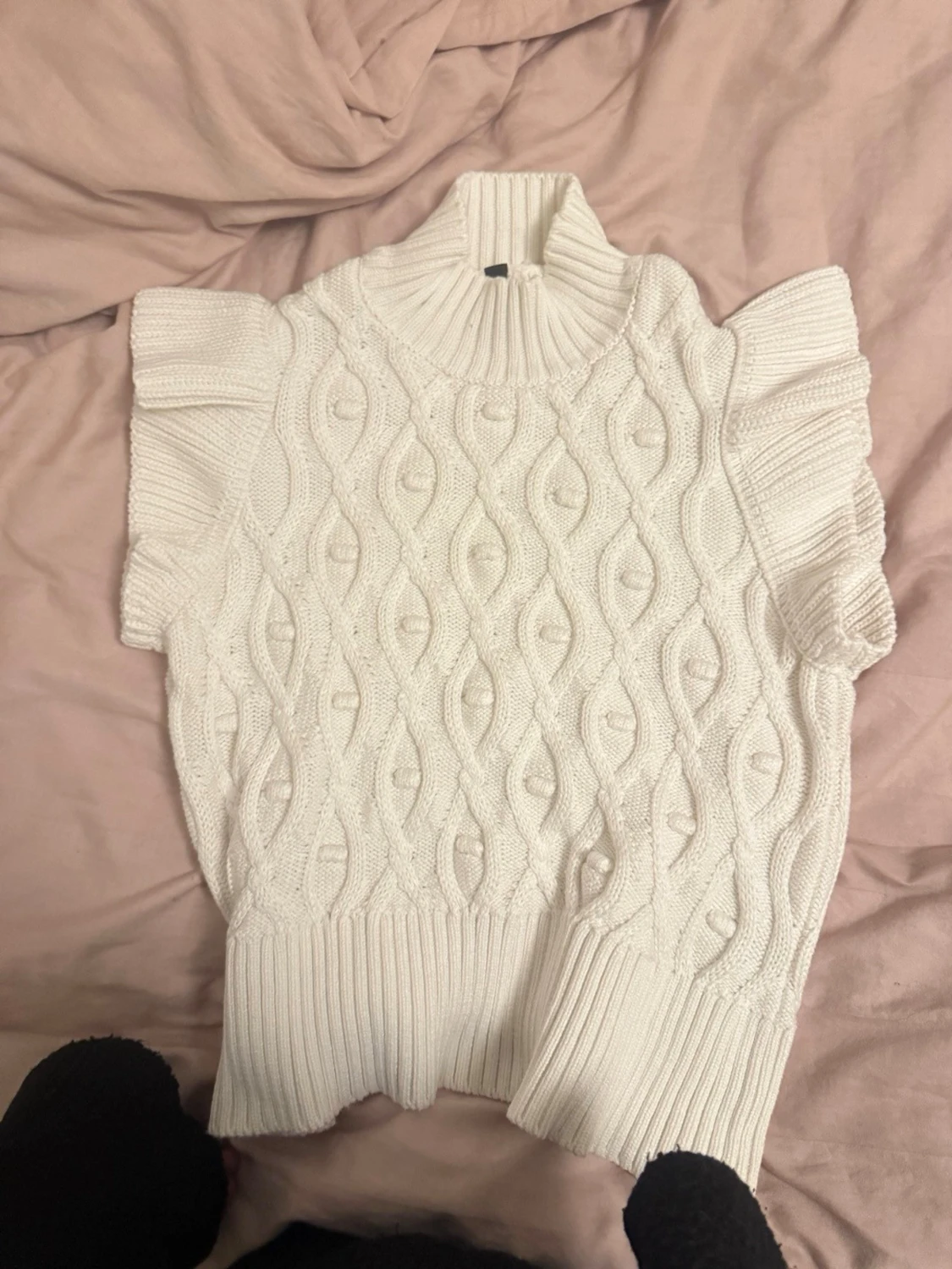 Vit kabelstickad topp med kort ärm - 1