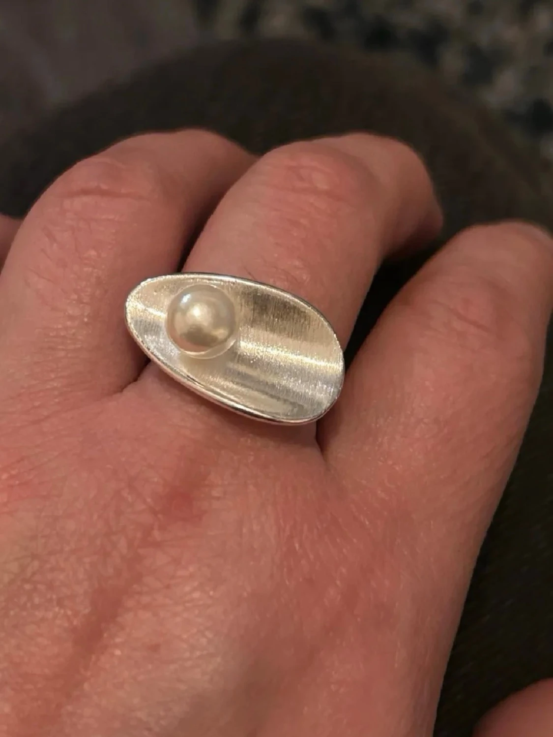 Silverring med pärldetalj - 3