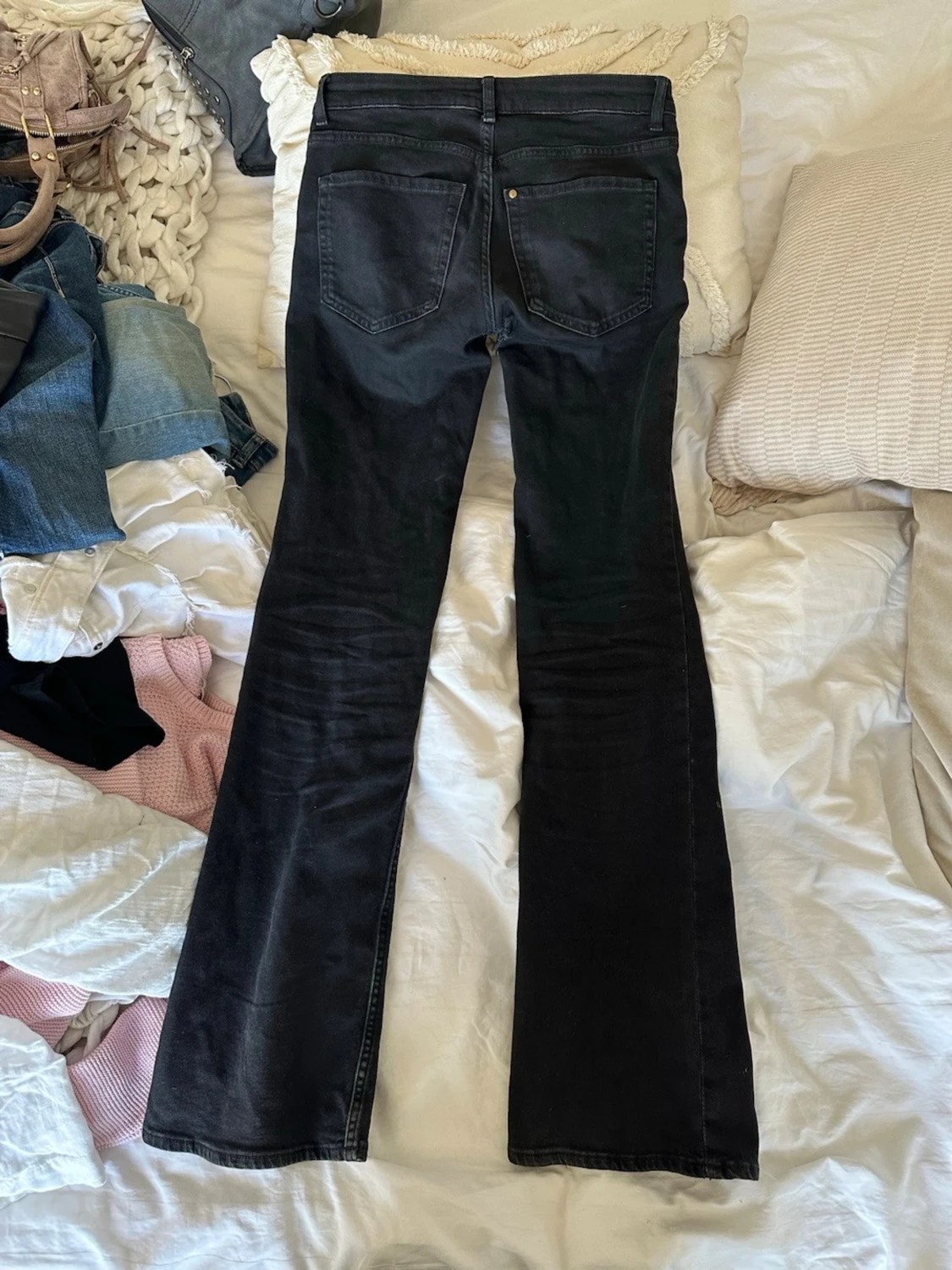 Svarta lågmidjade jeans - 3