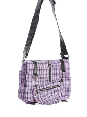 Bluefox väska - Cool väska från märket Banned, köpt på Bluefox i Stockholm. Den är köpt för 450kr och den är aldrig använd. Den är slut i Bluefox lager just nu! Hör av dig om du undrar nåt eller vill diskutera pris💗