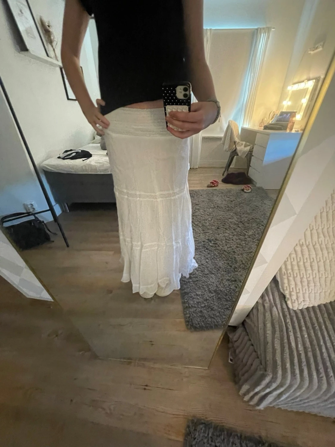 Vit långkjol
