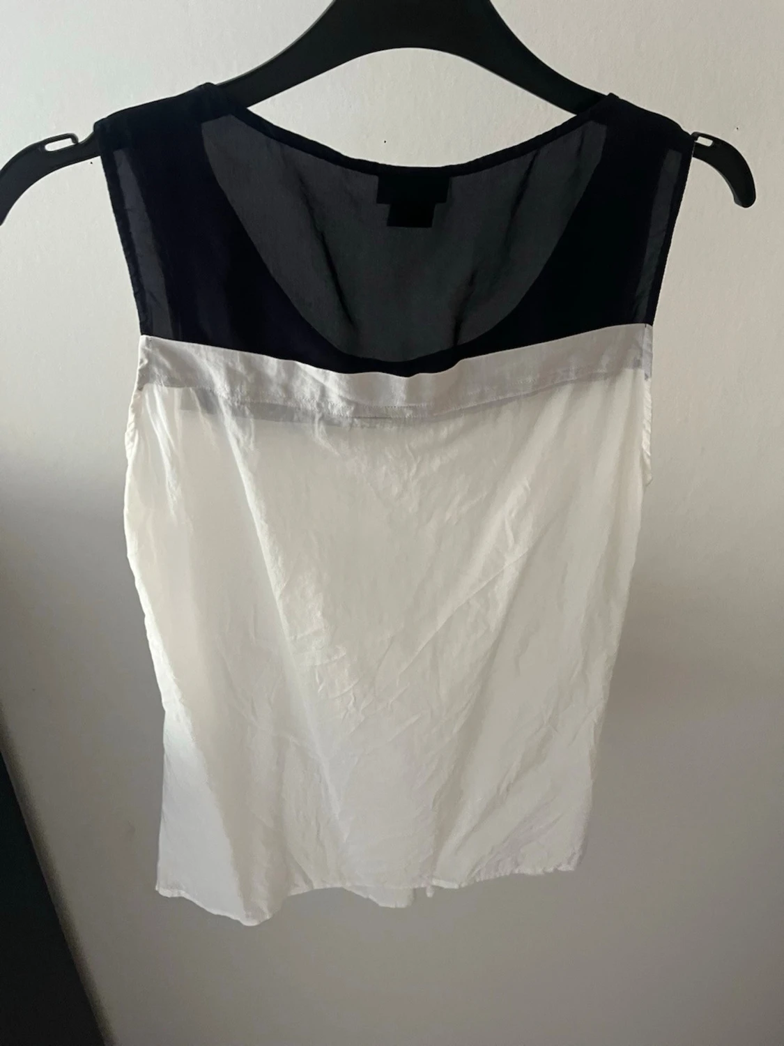 Svartvit linnetopp från Gant - 1