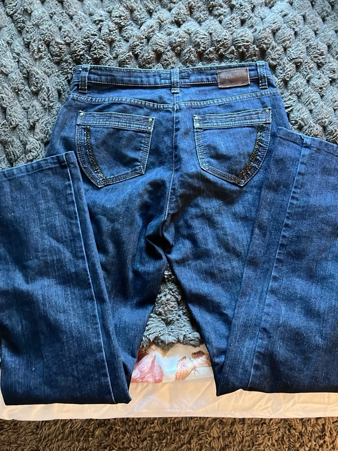 Mörkblå raka jeans från Brax