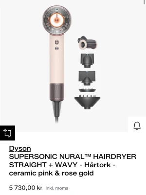 Dyson Supersonic Nural hårtork - Säljer eller byter min helt nya, kvar i förpackningen Dyson Supersonic Nural hårtork i färgen ceramic pink & rose gold. Kan skicka bilder om det önskas! Byter gärna mot en ny skick Dyson airwrap. Säljer denna eftersom det blev fel modell i present. Nypris: 5730 kr Skriv vid frågor❤️