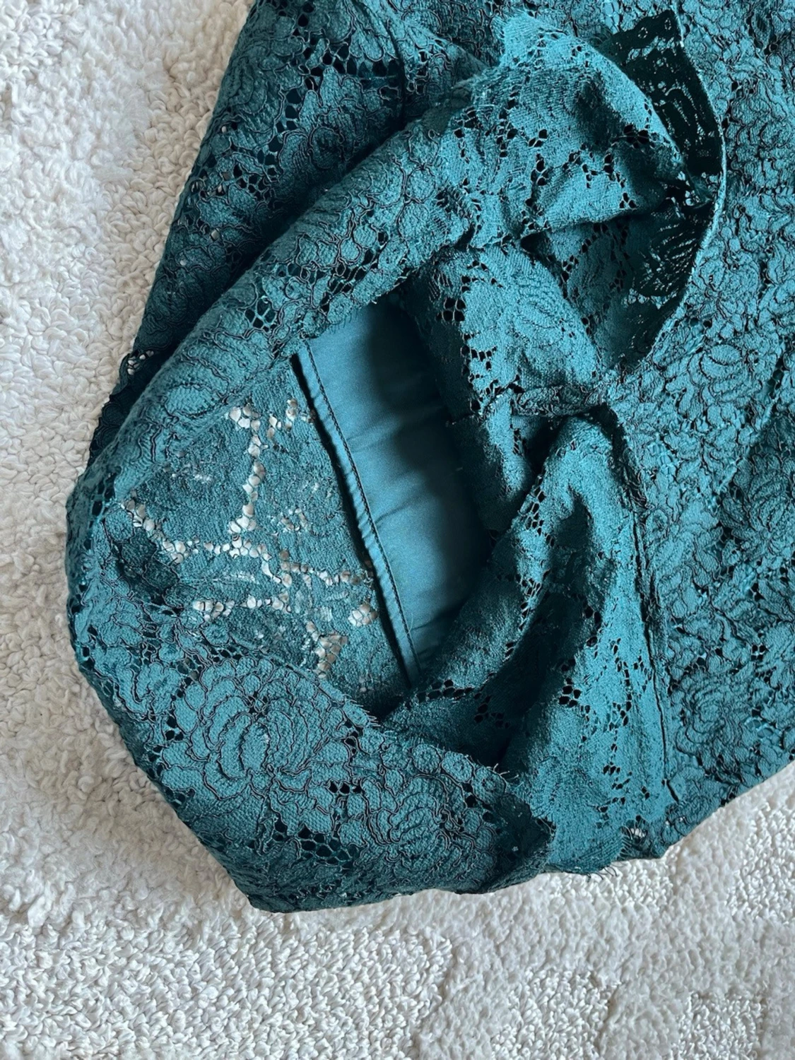 Grön spetskjol med blommönster - 2