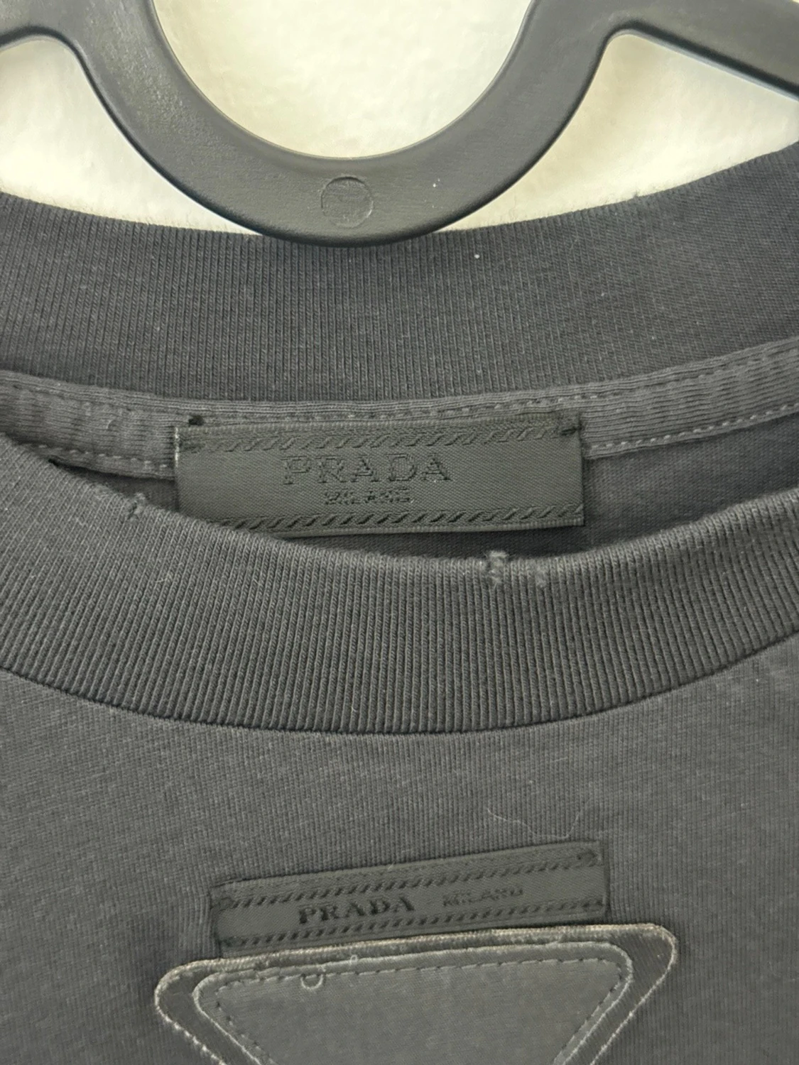 Svart långärmad t-shirt från Prada - 2