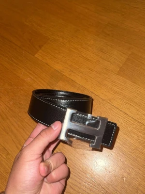 Bälte  - Dm vid intresse