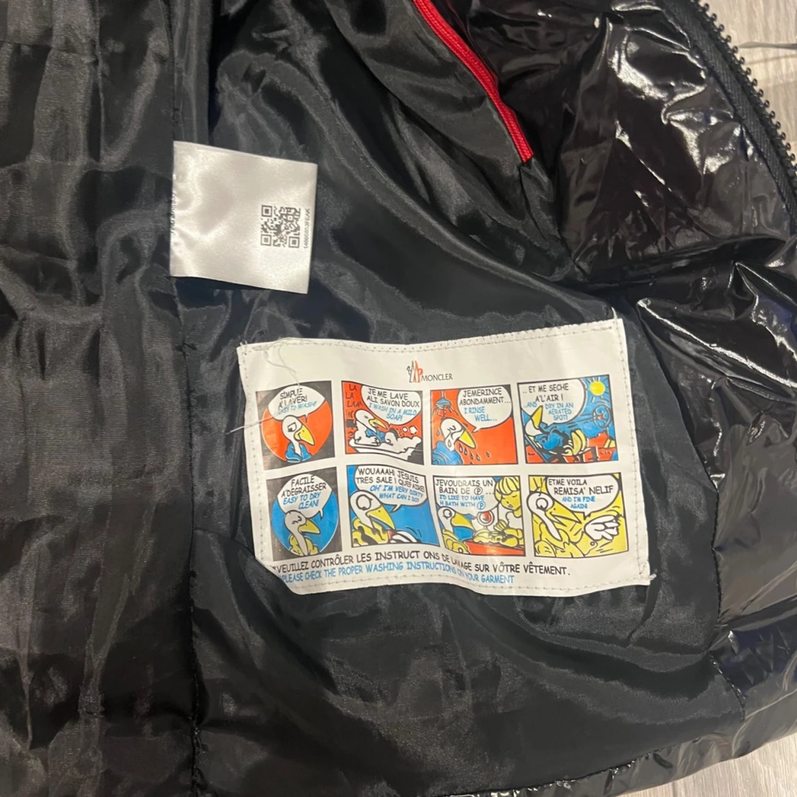 Svart dunväst från Moncler, S - 1
